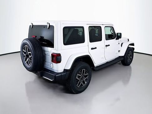 New 2026 Jeep Wrangler Unlimited Sahara AWD/4WD image 7