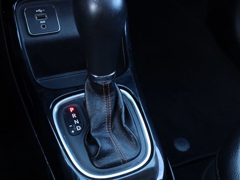 Used 2020 Jeep Compass Limited image 9