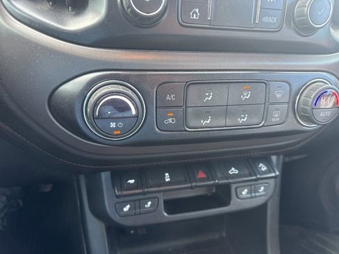 Used 2021 GMC Canyon AT4 w/ Trailering Package image 14