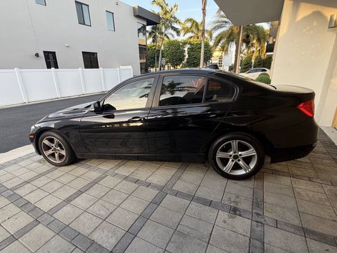 Used 2014 BMW 328i xDrive Sedan AWD/4WD image 9