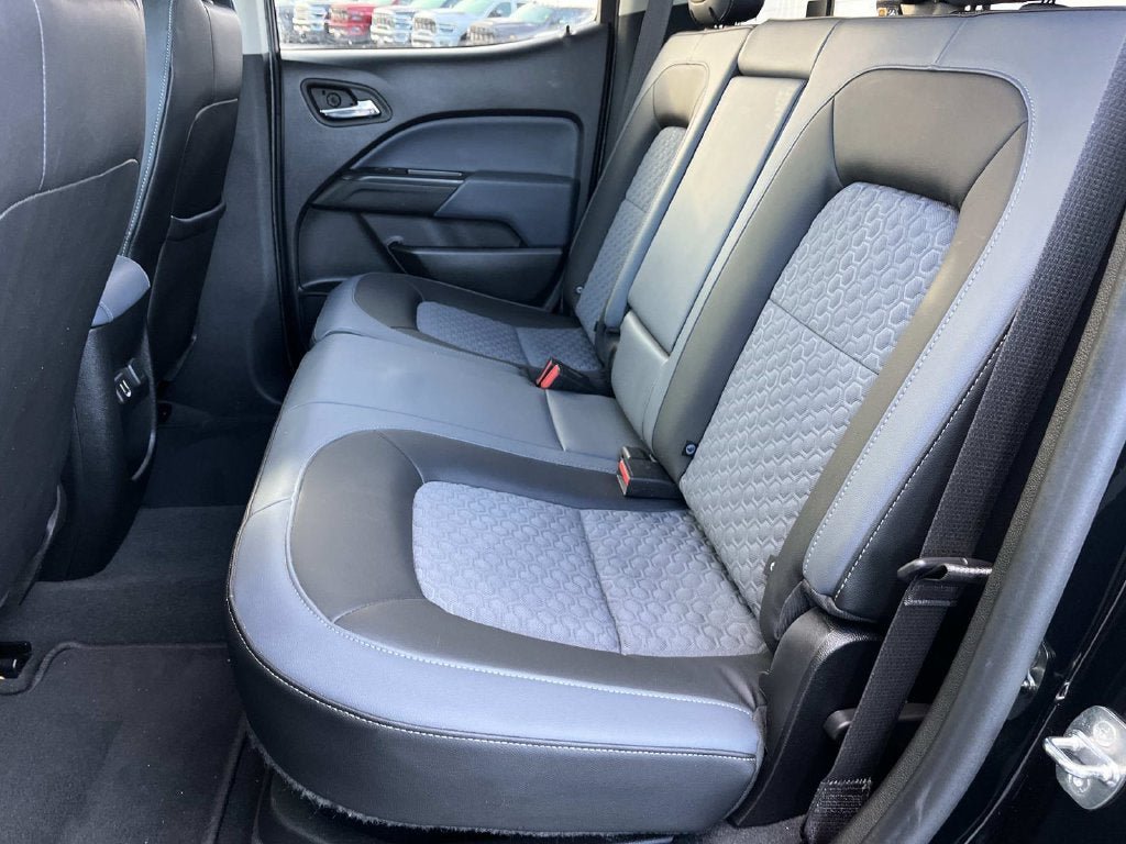 Used 2022 Chevrolet Colorado Z71 AWD/4WD image 20
