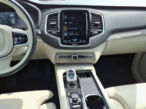 Used 2021 Volvo XC90 T8 Inscription w/ Lounge Package AWD/4WD image 14
