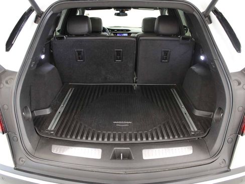 Certified 2023 Cadillac XT5 Premium Luxury image 8