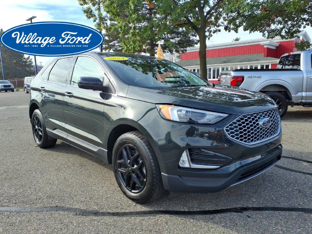 Certified 2024 Ford Edge SEL w/ Convenience Package AWD/4WD image 4