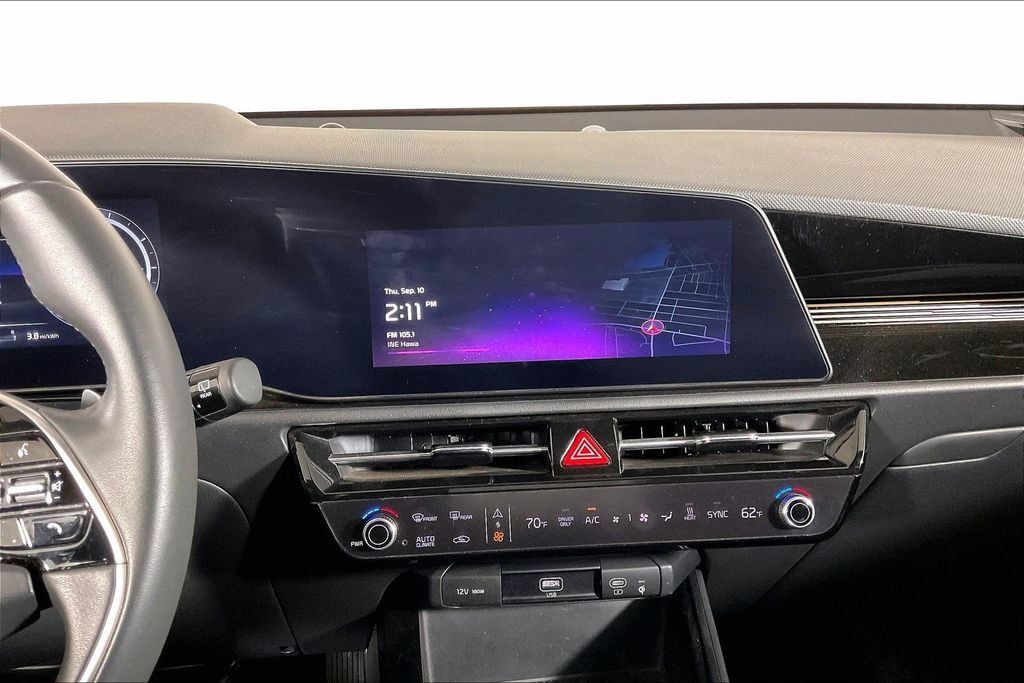 Used 2023 Kia Niro Wind FWD image 5