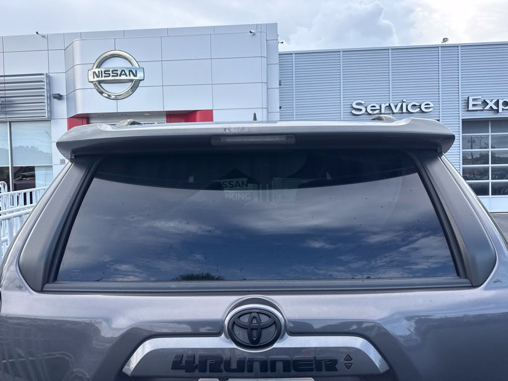 Used 2022 Toyota 4Runner SR5 Premium w/ Moonroof Package RWD image 8