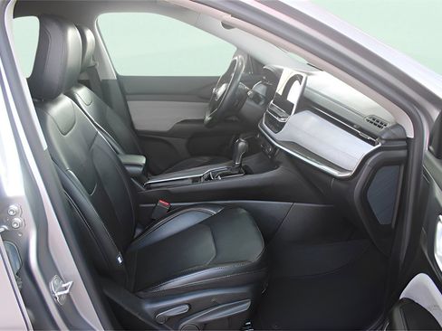 Used 2022 Jeep Compass Latitude image 27