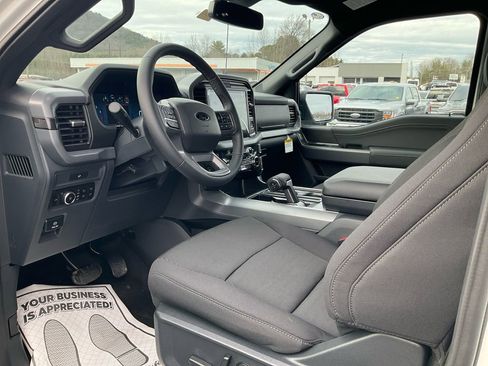 New 2026 Ford F150 XLT w/ Equipment Group 302A MID image 15