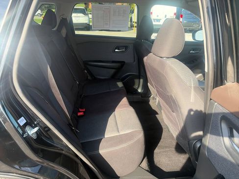 Used 2023 Nissan Rogue SV FWD image 37