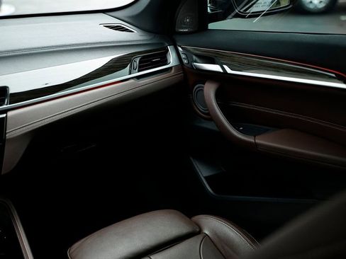 Used 2022 BMW X1 sDrive28i w/ M Sport Package image 28