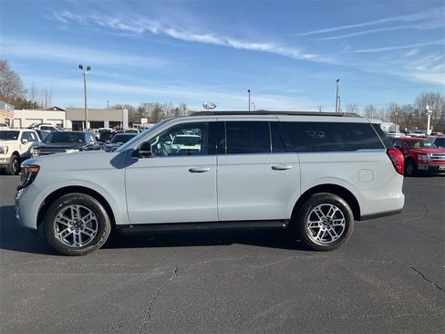 New 2026 Ford Expedition Max Active image 8