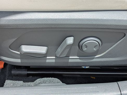Used 2023 Hyundai Sonata SEL w/ Preferred Accessory Package FWD image 19