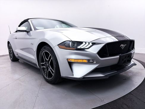 Used 2019 Ford Mustang GT Premium w/ Equipment Group 401A image 9