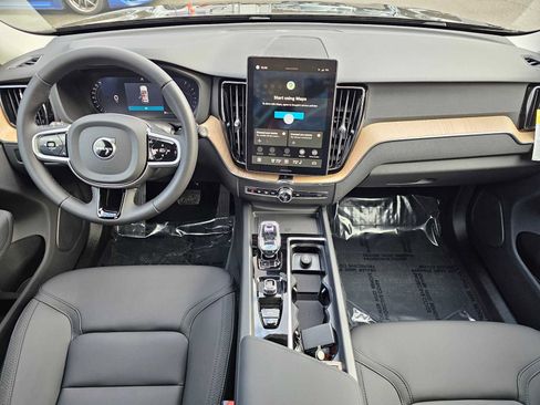 New 2026 Volvo XC60 B5 Plus w/ Protection Package Premier image 24