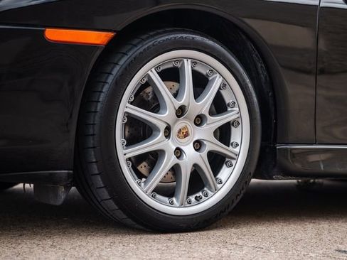 Used 2002 Porsche 911 Carrera RWD image 39