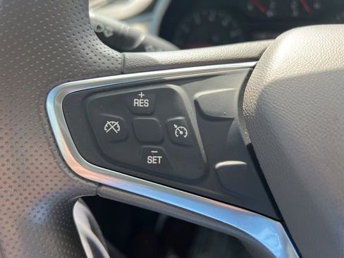 Used 2022 Chevrolet Malibu LT FWD image 14