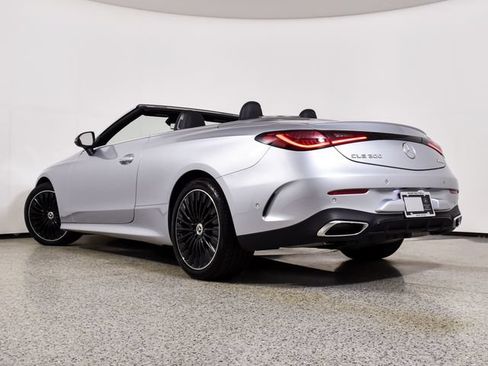 Certified 2025 Mercedes-Benz CLE 300 4MATIC Cabriolet image 19