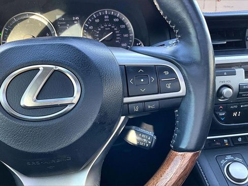 Used 2017 Lexus ES 350 image 16
