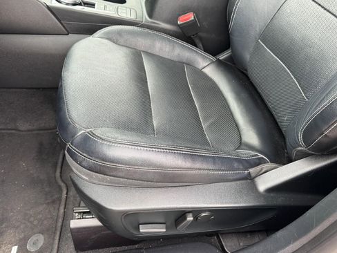 Certified 2020 Ford Escape Titanium image 14