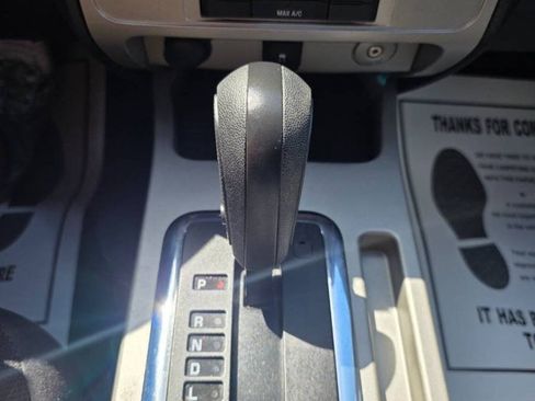 Used 2009 Ford Escape XLT FWD image 20