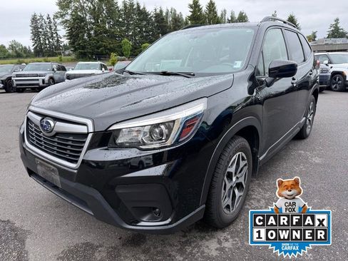 Used 2019 Subaru Forester Premium AWD/4WD image 1