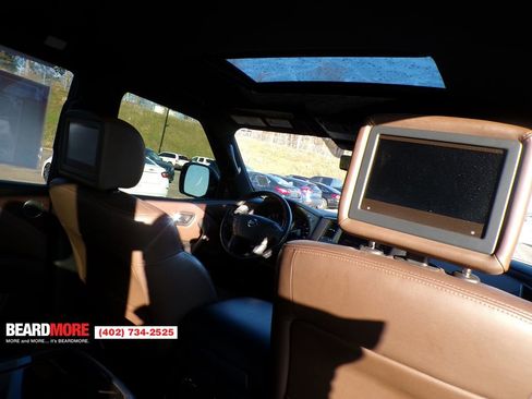 Used 2019 Nissan Armada Platinum w/ Captain's Chairs Package image 27