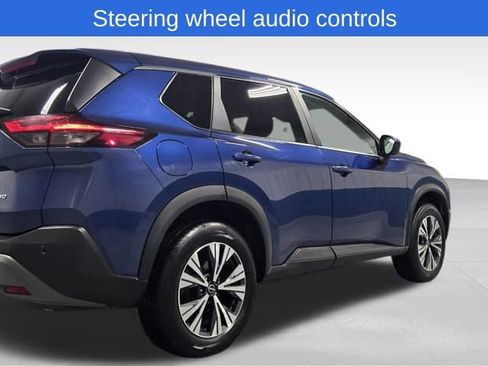 Used 2023 Nissan Rogue SV image 5