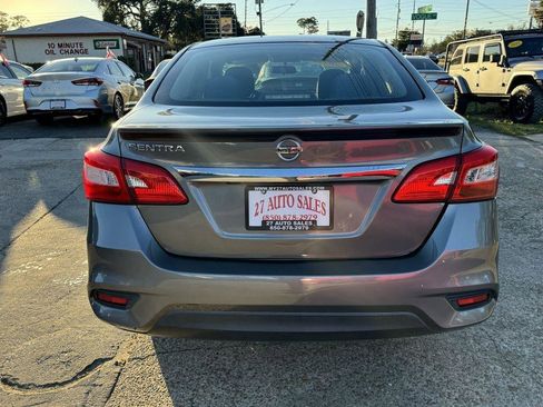 Used 2019 Nissan Sentra S w/ Appearance Package image 6
