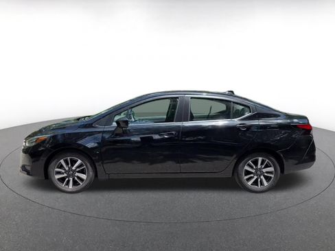 Used 2025 Nissan Versa SV FWD image 8