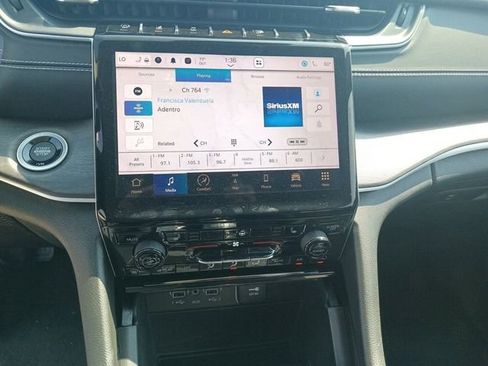 New 2023 Jeep Grand Cherokee Limited image 23