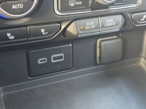 Used 2024 Chevrolet Tahoe LT AWD/4WD image 36