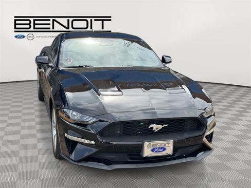 Used 2021 Ford Mustang Premium w/ Equipment Group 201A RWD image 2