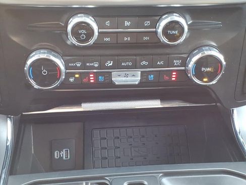 Certified 2023 Ford F150 Lariat w/ Equipment Group 502A High image 17