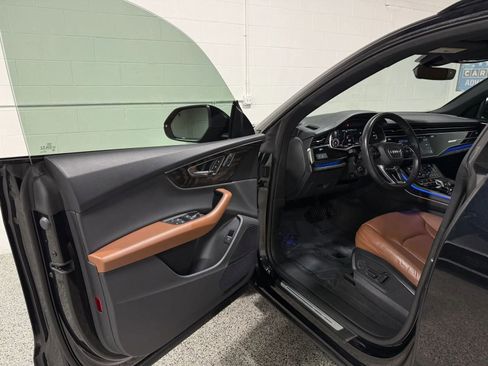 Used 2021 Audi Q8 Premium Plus w/ Premium Plus Package image 10