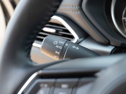 Used 2025 MAZDA CX-5 AWD 2.5 S w/ Preferred Package image 18