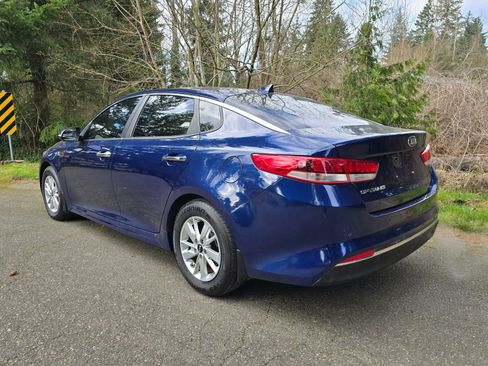 Used 2018 Kia Optima LX image 3
