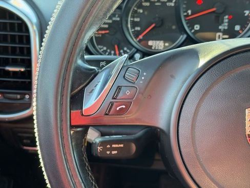 Used 2012 Porsche Cayenne image 24