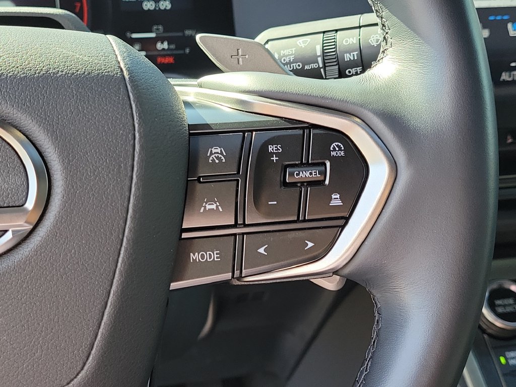 Used 2024 Lexus GX 550 AWD/4WD image 36