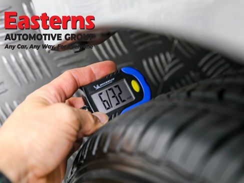 Used 2022 Toyota Prius LE image 26