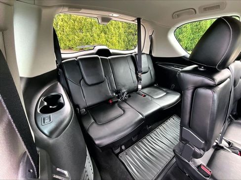 Used 2023 INFINITI QX80 Premium Select w/ Cargo Package AWD/4WD image 17