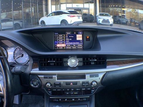 Used 2016 Lexus ES 350 image 16