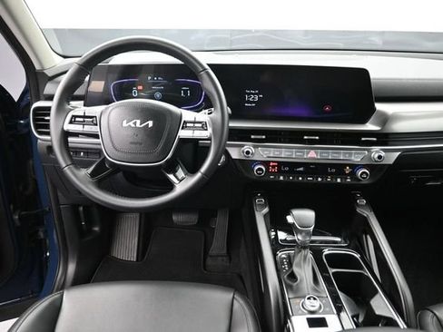 Used 2024 Kia Telluride S w/ S Sunroof Package AWD/4WD image 11