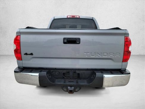 Used 2019 Toyota Tundra SR5 w/ SR5 Upgrade Package AWD/4WD image 6