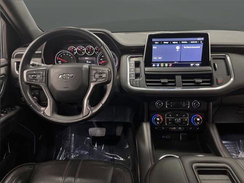 Used 2021 Chevrolet Suburban RST image 5