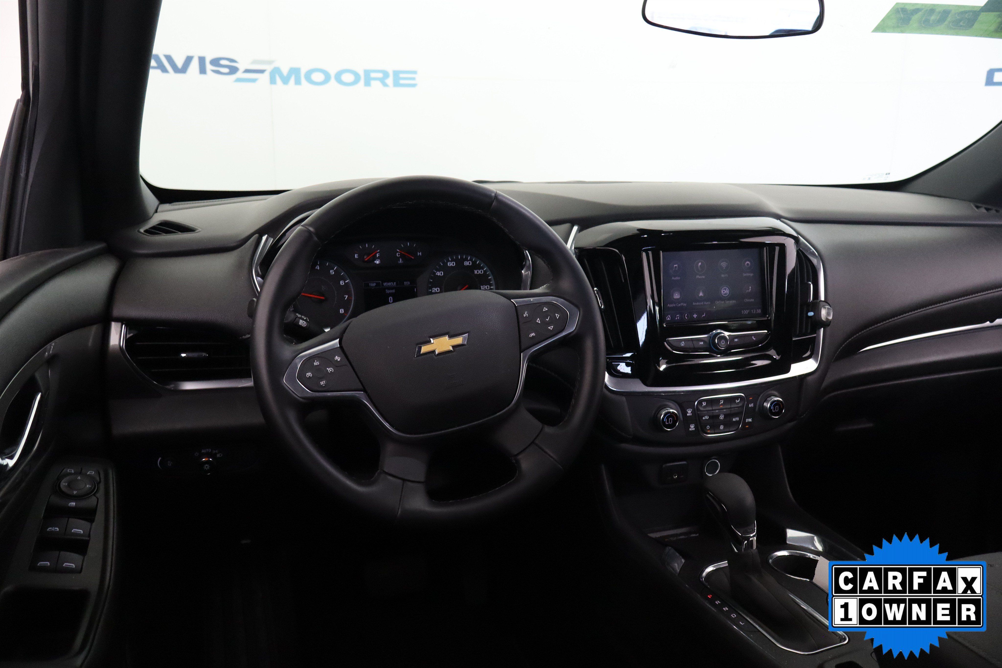 Used 2023 Chevrolet Traverse LT FWD image 16