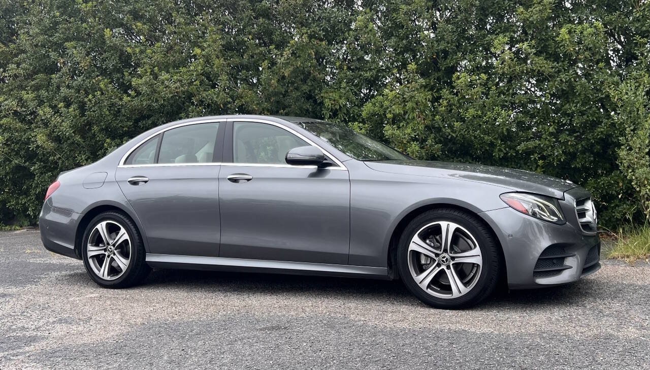 Used 2018 Mercedes-Benz E 300 image 10