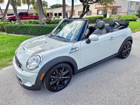Used 2013 MINI Cooper S FWD image 10