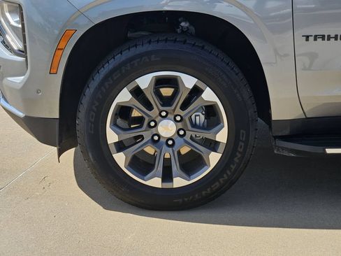 Used 2025 Chevrolet Tahoe LS AWD/4WD image 12