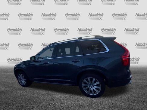 Used 2018 Volvo XC90 T5 Momentum w/ Convenience Package FWD image 10