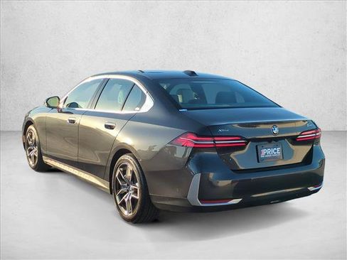 Certified 2026 BMW 540i xDrive AWD/4WD image 8